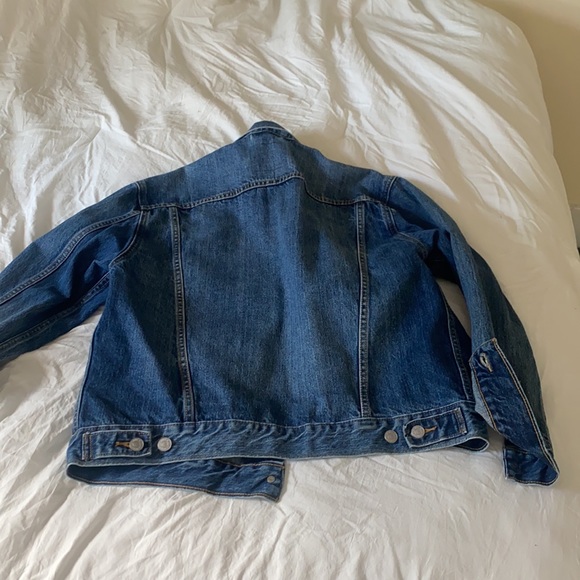 Womens Levi never been work jean jacket - Picture 4 of 5